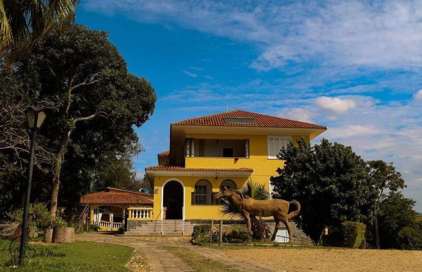 Realiza 3* Cambuquira